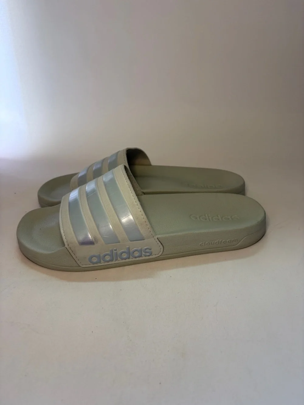 adidas Adilette Comfort Slides Men’s 8 Women’s‎ 10